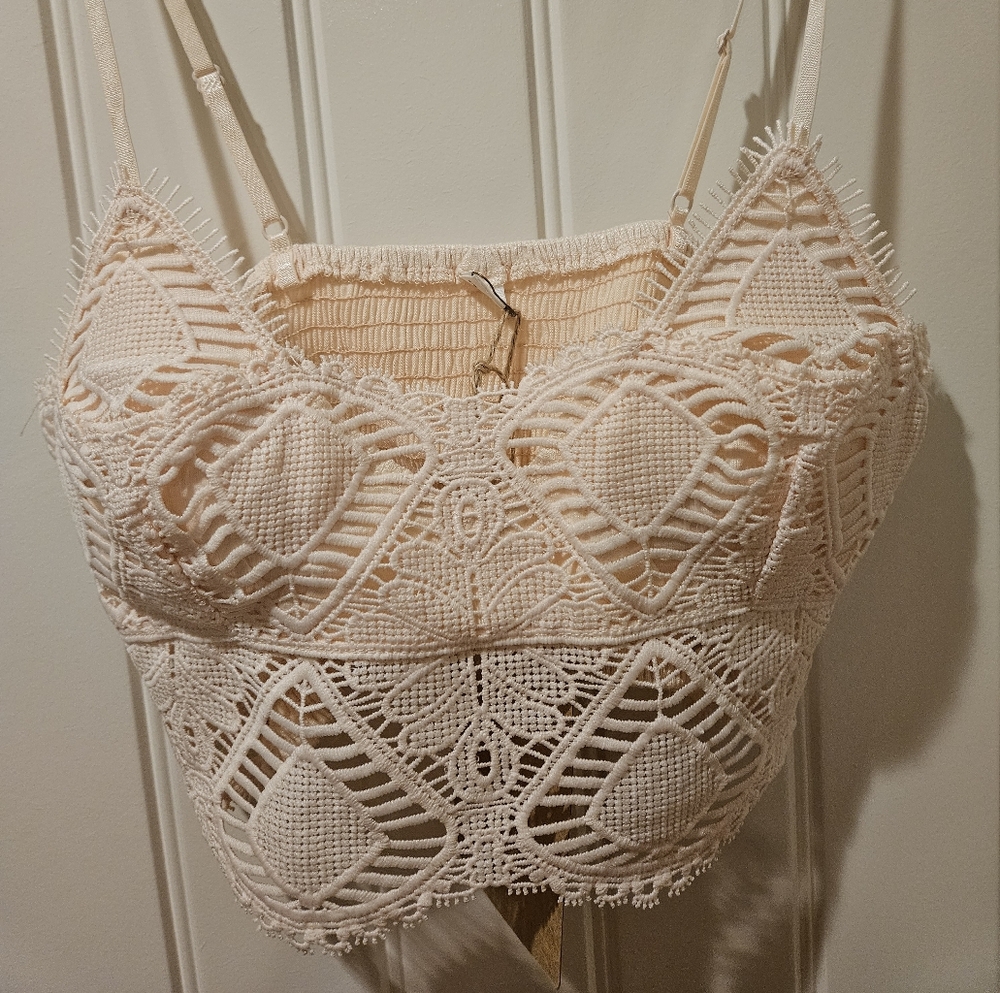 Elegant Blush Pink Lace Bralette